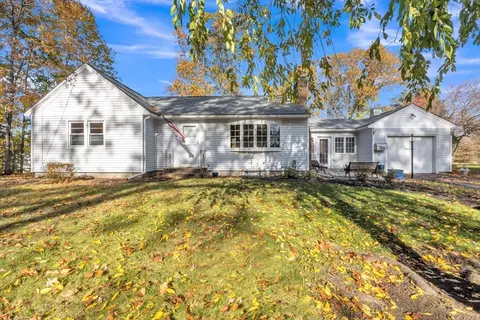 Exterior - 4 Taylor Rd, Maynard, MA 01754 photo 2 of 7