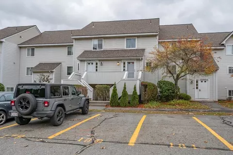 100 Merrimack Ave #91, Dracut, MA 01826