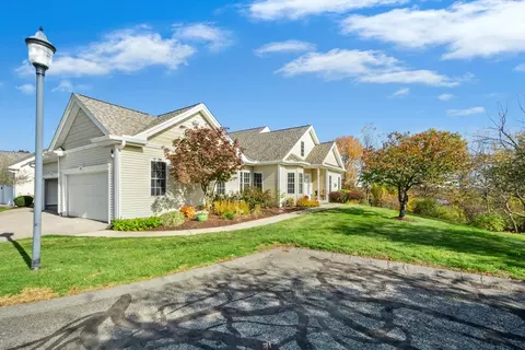 69 Cortland Grove Dr #69, Shrewsbury, MA 01545