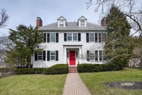 60 Kilburn Rd, Belmont, MA 02478