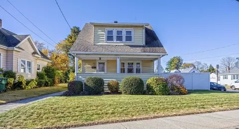 450 East St, Chicopee, MA 01020