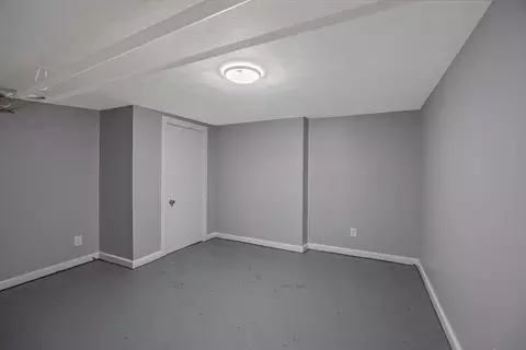 181 Marsden St, Springfield, MA 01109 photo 5