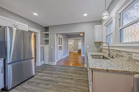 181 Marsden St, Springfield, MA 01109 photo 17