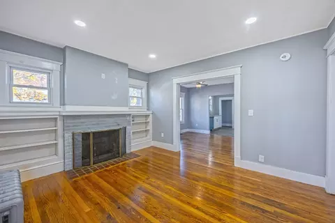 181 Marsden St, Springfield, MA 01109 photo 11