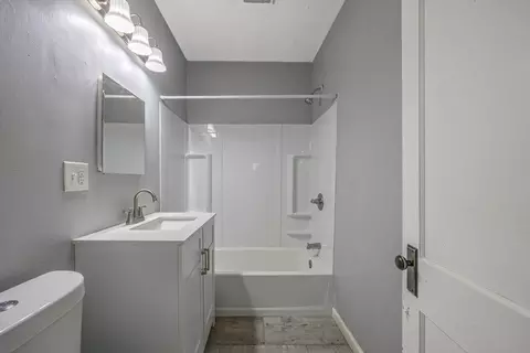 181 Marsden St, Springfield, MA 01109 photo 23
