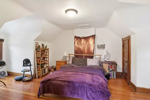 Bedroom - 52-54 Everett St, Easthampton, MA 01027 photo 4 of 10