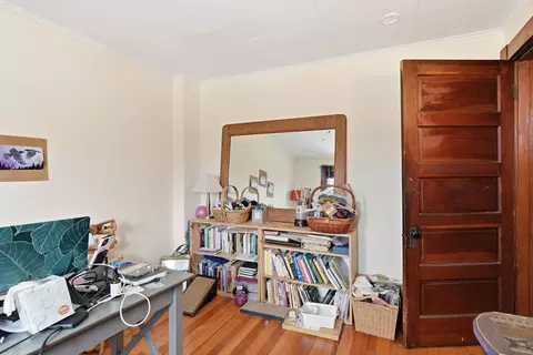 Bedroom - 52-54 Everett St, Easthampton, MA 01027 photo 3 of 10