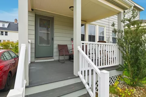 Exterior - 52-54 Everett St, Easthampton, MA 01027 photo 4 of 7