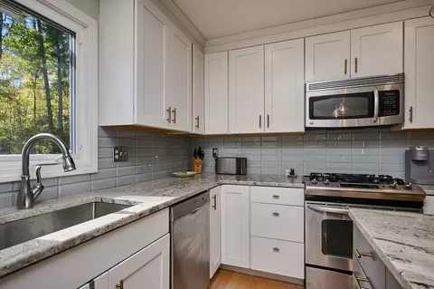 1260 Westhampton Rd, Northampton, MA 01062 photo 7