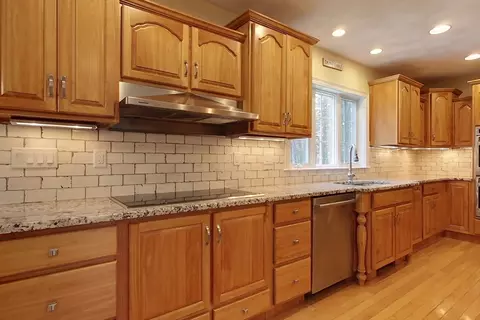 452 River St, Dunstable, MA 01827 photo 4