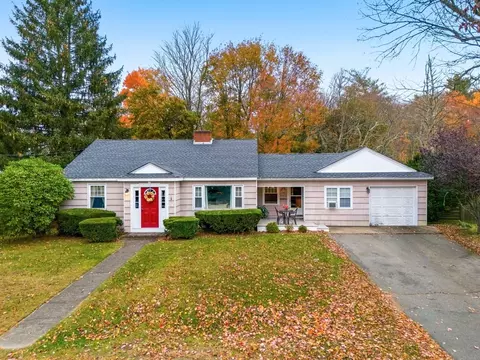 187 Belcher St, Holbrook, MA 02343