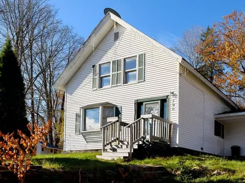 190 Summer St, Barre, MA 01005