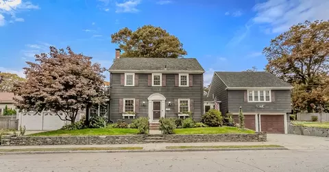 1146 Ray St, Fall River, MA 02720 photo 2