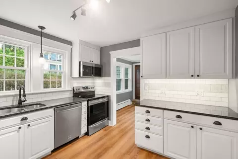1146 Ray St, Fall River, MA 02720 photo 5