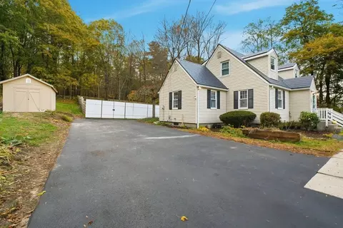 18 Mumford Rd, Sutton, MA 01590 photo 6