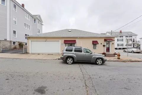 273 Tremont St, Fall River, MA 02720