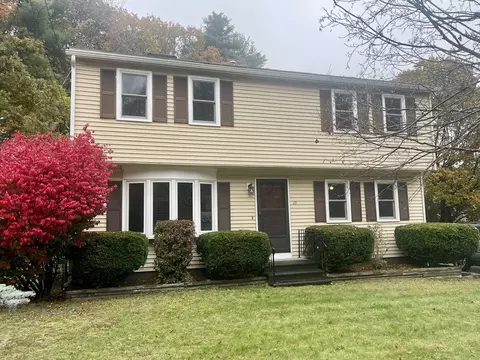 29 Wedgewood Ln, Leominster, MA 01453