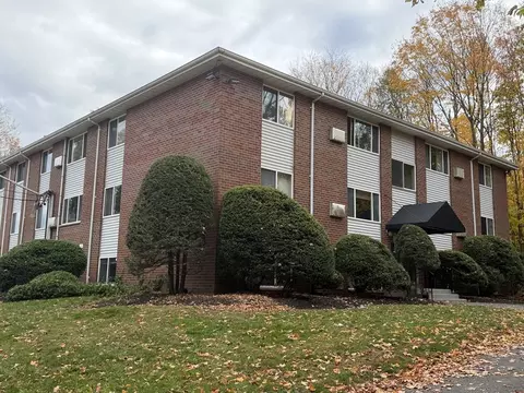61 Fairmount St #11, Marlborough, MA 01752