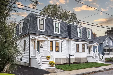 34 Waverly Pl, Melrose, MA 02176
