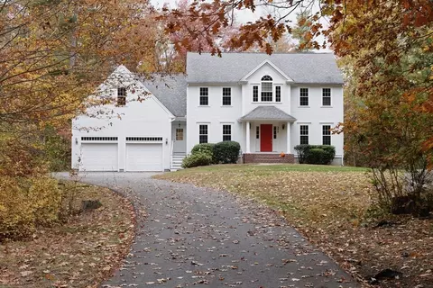 375 Webster St, Hanover, MA 02339