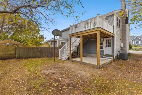 13 Cherry St, Wareham, MA 02571 photo 4
