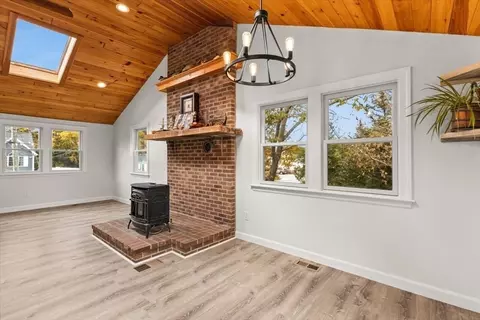 13 Cherry St, Wareham, MA 02571 photo 12