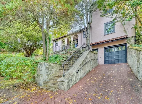 446 Highland Ave, Winchester, MA 01890