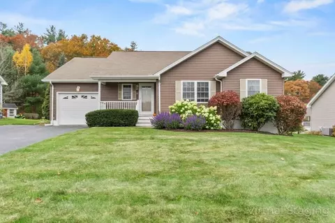 13 Deacon St #13, Northborough, MA 01532