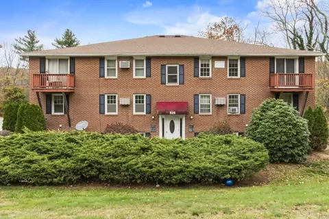 325 Ashland Ave #2, Southbridge, MA 01550