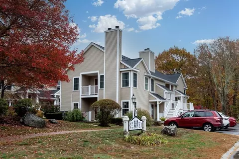 175 Tyson Cmns #175, Braintree, MA 02184