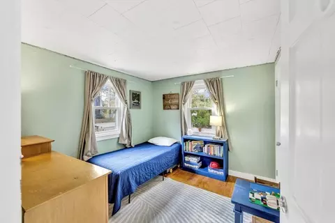 Bedroom - 128 Lakeside Dr, Marstons Mills, MA 02648 photo 3 of 3