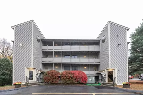 1201 Grafton St #73, Worcester, MA 01604