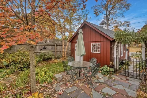 20 Auburn St, Chicopee, MA 01013 photo 36