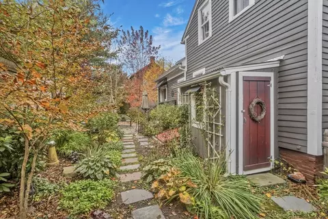20 Auburn St, Chicopee, MA 01013 photo 32