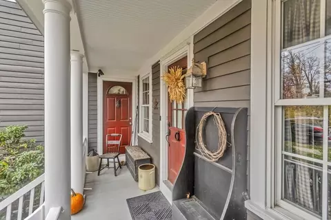 20 Auburn St, Chicopee, MA 01013 photo 5