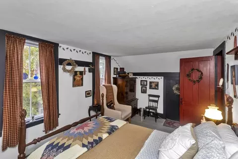 20 Auburn St, Chicopee, MA 01013 photo 24