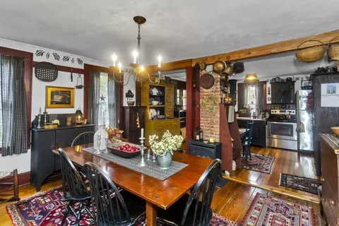 20 Auburn St, Chicopee, MA 01013 photo 7