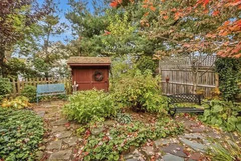 20 Auburn St, Chicopee, MA 01013 photo 33