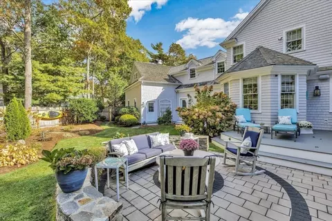 11 Teal Cir, Mashpee, MA 02649 photo 17