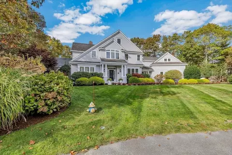 11 Teal Cir, Mashpee, MA 02649 photo 4