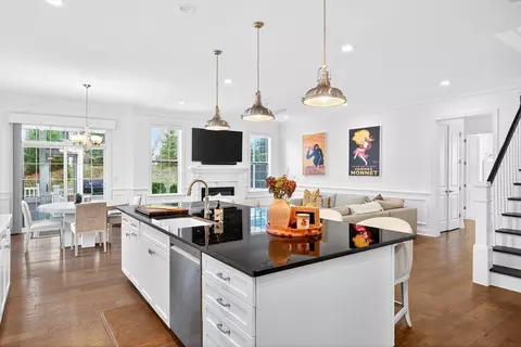 14 Snapping Bow, Plymouth, MA 02360
