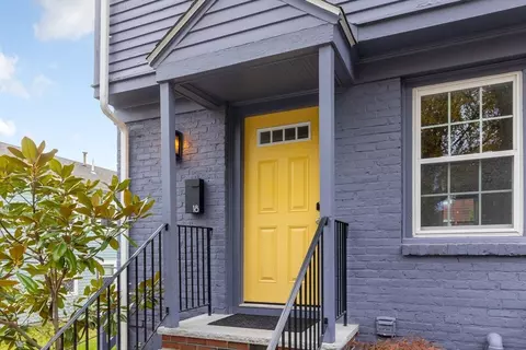 18-20 Northbourne Rd #18, Jamaica Plain, MA 02130