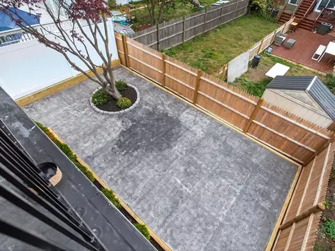 551 E 7th St, Boston, MA 02127 photo 14