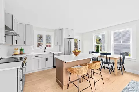 19 Ford Pl #1, Scituate, MA 02066