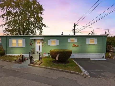 130 E Washington St #9, North Attleboro, MA 02760