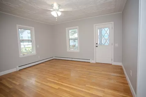 616 Woodman St, Fall River, MA 02724 photo 9