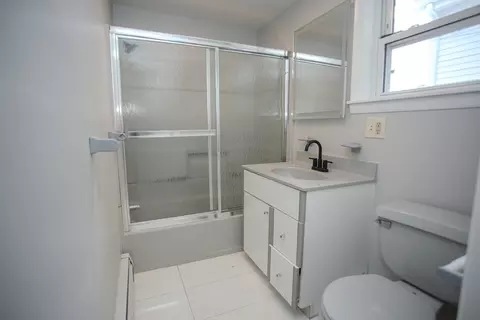 616 Woodman St, Fall River, MA 02724 photo 17
