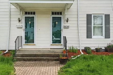 29 Sampson St #29, Grafton, MA 01560