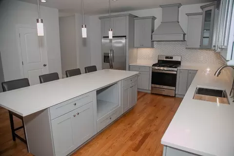 Kitchen - 99 Crystal Brook Dr, Springfield, MA 01118 photo 2 of 5