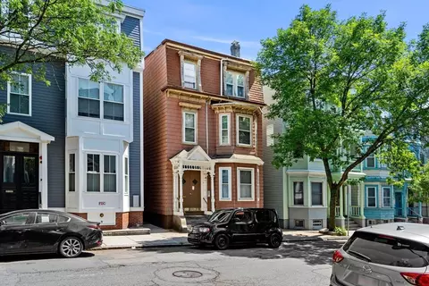 215 Lexington St, Boston, MA 02128